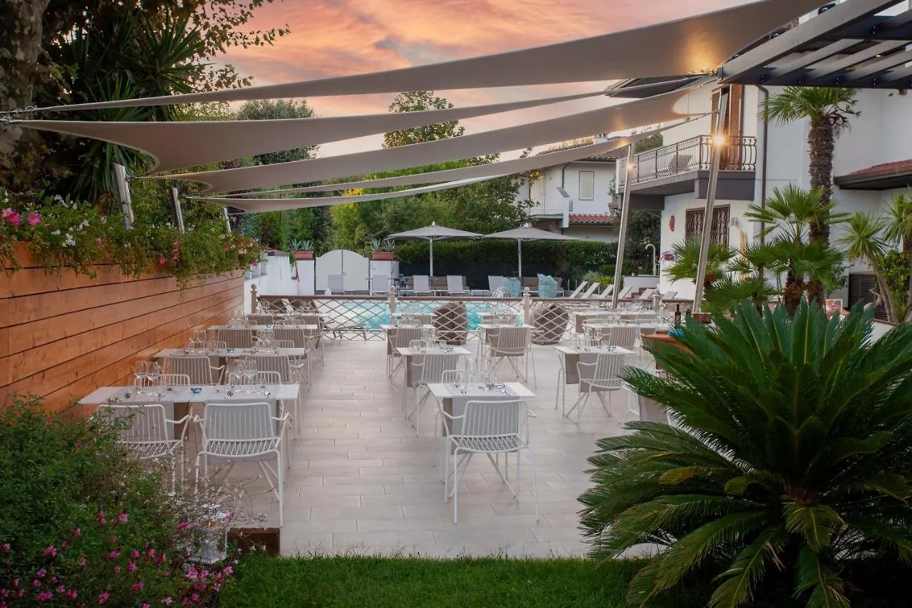 Hotel Tarabella Forte dei Marmi 3*,
