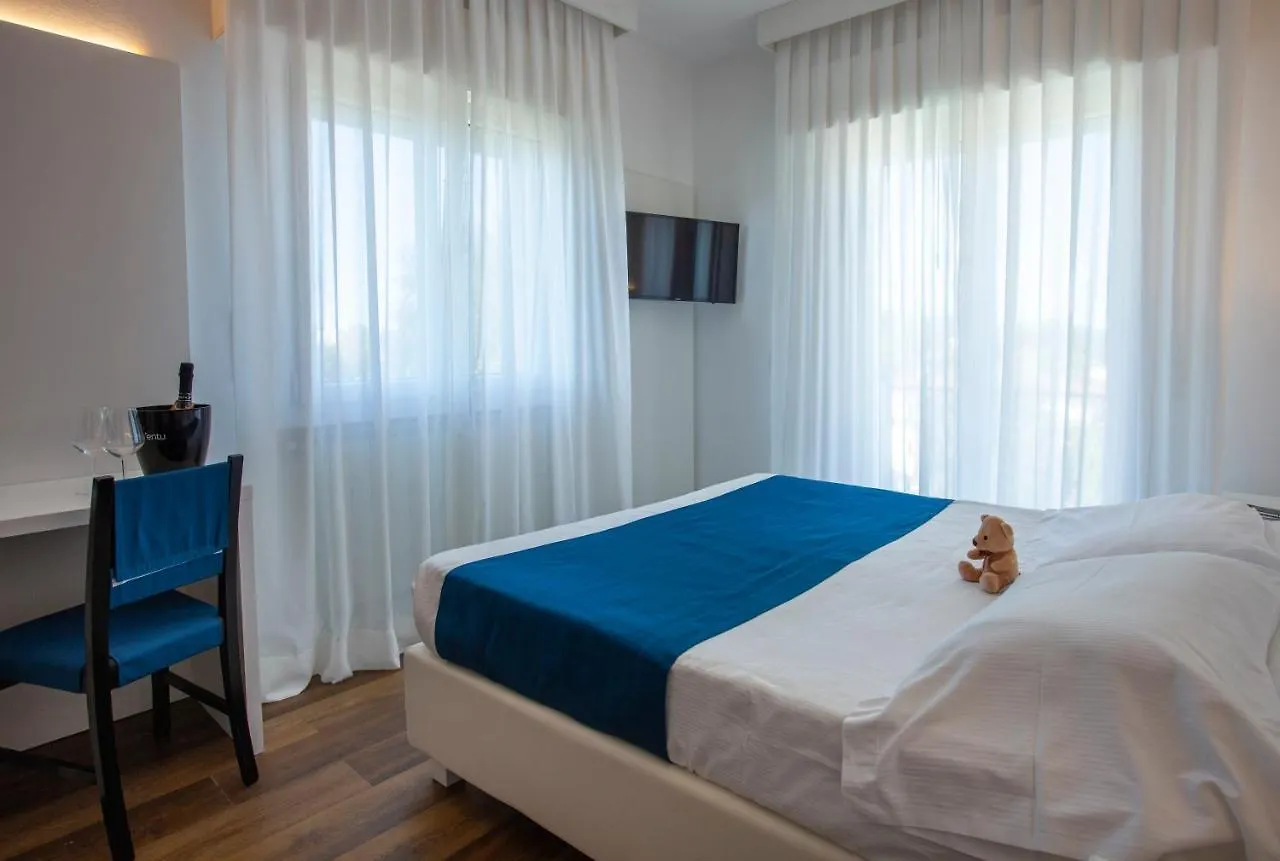 Hotel Tarabella Forte dei Marmi Italy