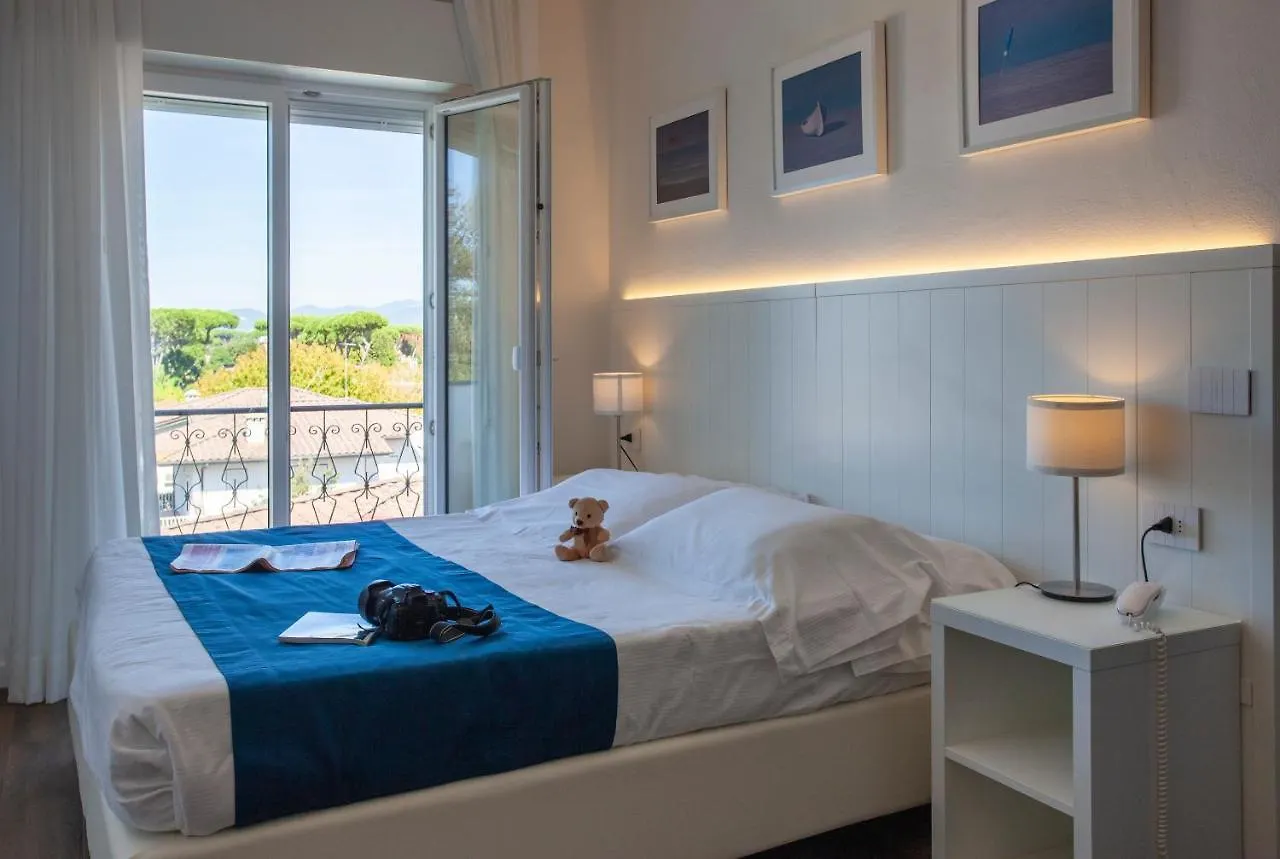 Hotel Tarabella Forte dei Marmi 3*,